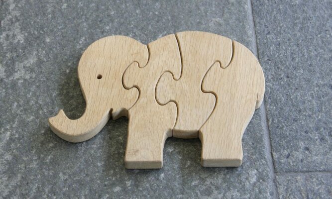Elefantenpuzzle aus Holz - Elefantenpuzzle aus Holz